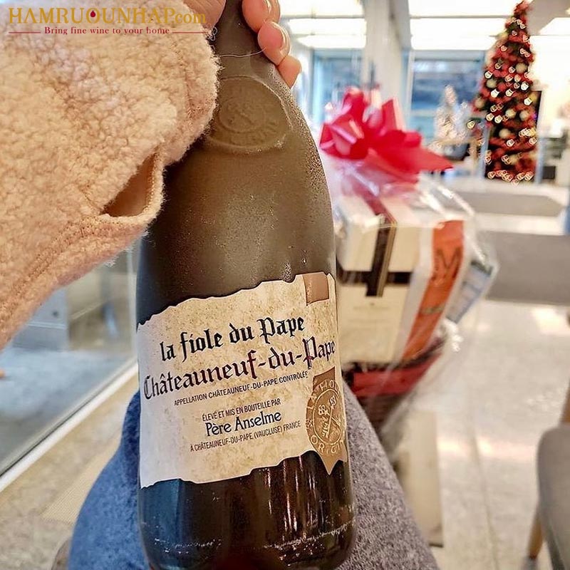 La Fiole Du Pape Châteauneuf-du-Pape Père Anselme